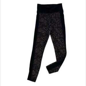 WE WANDER athletic work out leggings size small